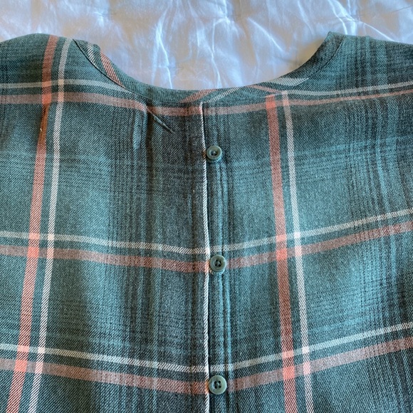 Cloth and Stone button back top - Picture 4 of 5